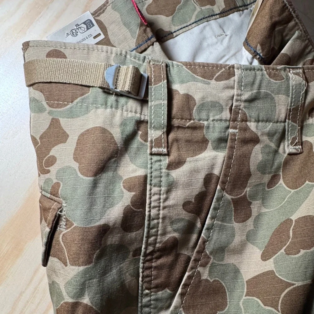 Levis XX Cargo Pants Mens 31x30 BAGGY Camo Ripstop‎
